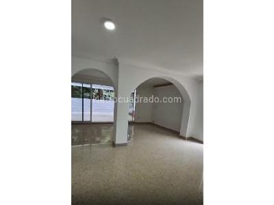 Casa en arriendo en Castropol, Medellín · foto 3 de 20
