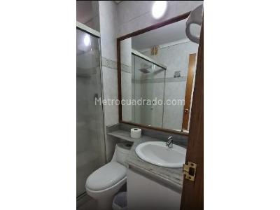 Casa en arriendo en Castropol, Medellín · foto 10 de 20