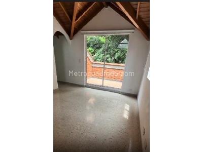 Casa en arriendo en Castropol, Medellín · foto 11 de 20