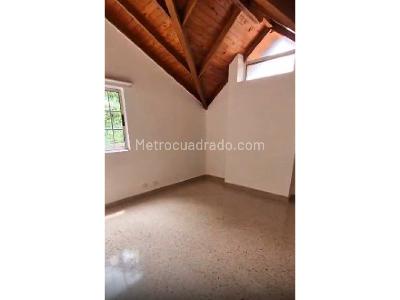 Casa en arriendo en Castropol, Medellín · foto 14 de 20