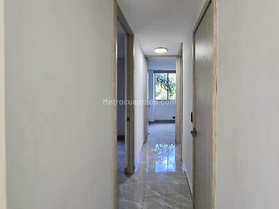 Apartamento de 3 alcobas en venta en La Palma, Medellín, 85 m² · foto 5 de 12