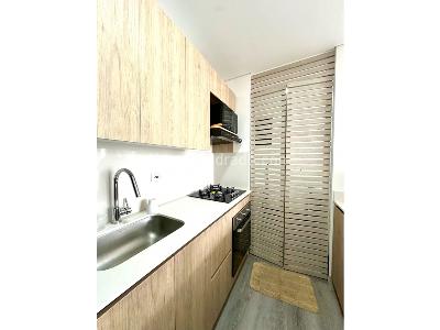 Apartamento de 2 alcobas en arriendo en El Poblado, Medellín, 62 m² · foto 5 de 13