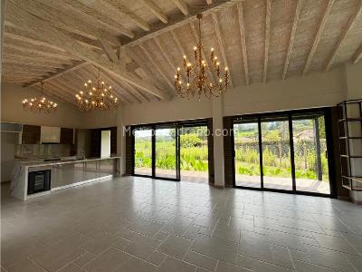 Casa en arriendo en Cabeceras, Rionegro · foto 2 de 20