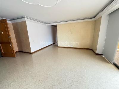 Apartamento de 2 alcobas en arriendo en Laureles, Medellín, 200 m² · foto 5 de 18
