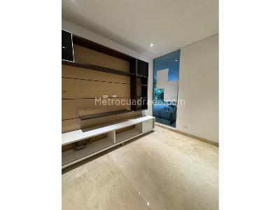 Casa de 3 alcobas en arriendo en Las Palmas, Medellín, 454 m² · foto 7 de 20