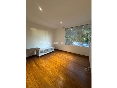 Casa de 3 alcobas en arriendo en Las Palmas, Medellín, 454 m² · foto 10 de 20