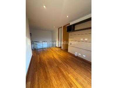 Casa de 3 alcobas en arriendo en Las Palmas, Medellín, 454 m² · foto 11 de 20