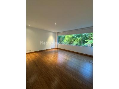 Casa de 3 alcobas en arriendo en Las Palmas, Medellín, 454 m² · foto 12 de 20