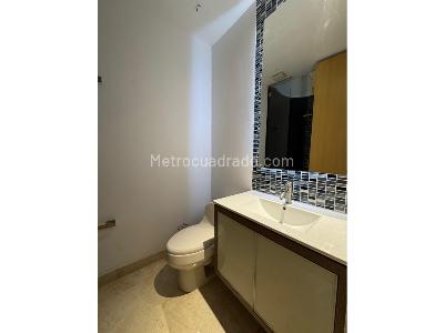 Casa de 3 alcobas en arriendo en Las Palmas, Medellín, 454 m² · foto 19 de 20