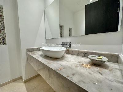 Casa de 5 alcobas en arriendo en Las Palmas, Medellín, 780 m² · foto 10 de 20