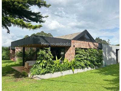 Casa de 3 alcobas en arriendo en Carmen De Viboral, Rionegro · foto 3 de 20