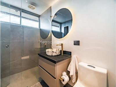 Apartamento de 3 alcobas en arriendo en El Poblado, Medellín, 140 m² · foto 16 de 18