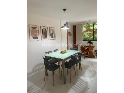 Apartamento de 2 alcobas en arriendo en El Poblado, Medellín, 82 m² · foto 5 de 7