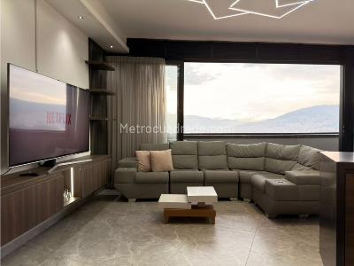 Apartamento de 3 alcobas en arriendo en Loma De Los Bernal, Medellín, 110 m² · foto 7 de 12
