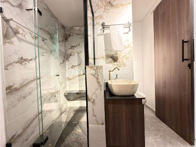 Apartamento de 3 alcobas en arriendo en Loma De Los Bernal, Medellín, 110 m² · foto 11 de 12