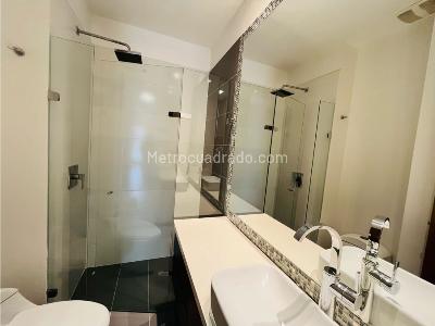 Apartamento de 1 alcoba en arriendo en El Poblado, Medellín, 56 m² · foto 6 de 19