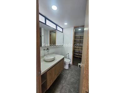 Apartamento en arriendo en Las Palmas, Medellín · foto 8 de 9