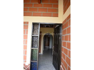 Casa en arriendo en Cabeceras, Rionegro · foto 4 de 14