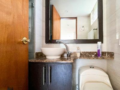 Apartamento de 2 alcobas en venta en Los Balsos 1, Medellín, 76 m² · foto 11 de 16
