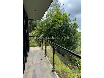 Casa de 3 alcobas en arriendo en Alto De Las Palmas, Envigado, 200 m² · foto 6 de 17