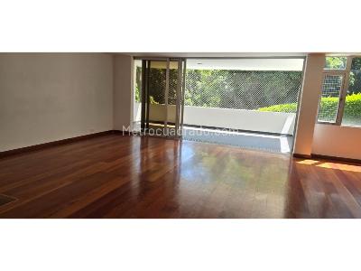 Apartamento de 3 alcobas en venta en El Poblado, Medellín, 230 m² · foto 11 de 20