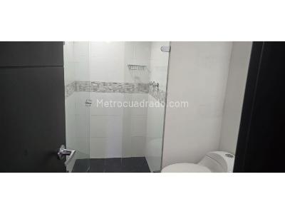 Apartamento de 3 alcobas en venta en El Poblado, Medellín, 230 m² · foto 18 de 20