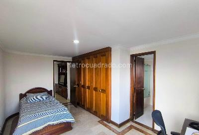 Apartamento de 4 alcobas en venta en Los Balsos 1, Medellín, 238 m² · foto 14 de 20