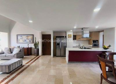 Apartamento de 4 alcobas en venta en Los Balsos 1, Medellín, 238 m² · foto 6 de 20