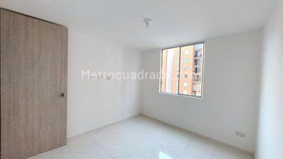 Apartamento de 2 alcobas en venta en Bochalema, Cali, 65 m² · foto 13 de 20