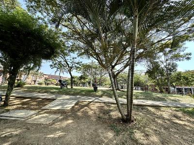 Casa de 5 alcobas en venta en Ciudad Cordoba, Cali, 53 m² · foto 3 de 18