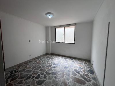 Apartamento en venta en Laureles, Medellín · foto 14 de 20