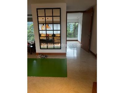 Apartamento en venta en El Poblado, Medellín · foto 6 de 8