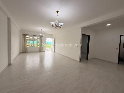 Casa de 3 alcobas en venta en Rozo, Palmira, 280 m² · foto 2 de 20
