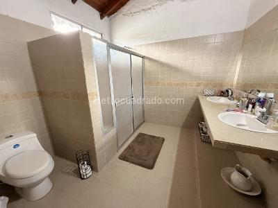 Casa de 3 alcobas en venta en Rozo, Palmira, 300 m² · foto 19 de 20