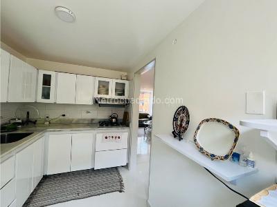 Apartamento de 3 alcobas en venta en Escobero, Medellín, 94 m² · foto 16 de 16