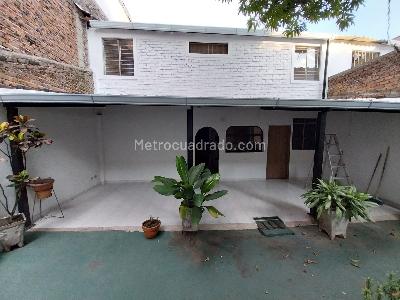 Casa de 4 alcobas en venta en Departamental, Cali, 336 m² · foto 6 de 17