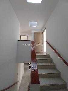 Casa de 4 alcobas en venta en Departamental, Cali, 336 m² · foto 8 de 17