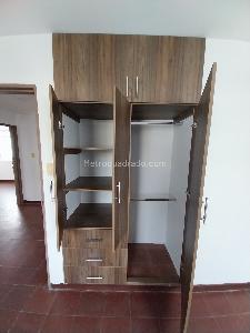 Casa de 4 alcobas en venta en Departamental, Cali, 336 m² · foto 11 de 17