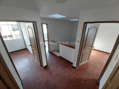 Casa de 4 alcobas en venta en Departamental, Cali, 336 m² · foto 16 de 17