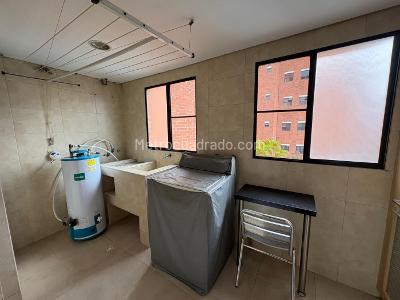 Apartamento en venta en Prados Del Norte, Cali · foto 16 de 20