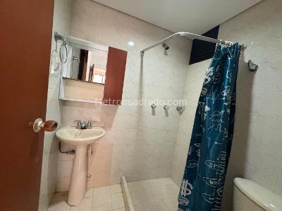 Apartamento en venta en Prados Del Norte, Cali · foto 18 de 20