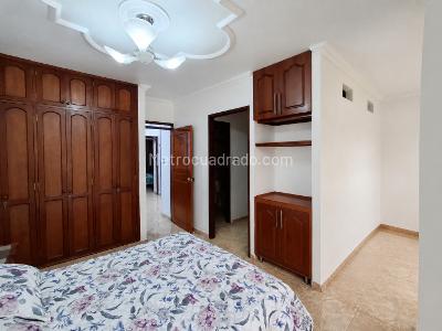 Casa de 5 alcobas en venta en Samanes De Guadalupe, Cali, 264 m² · foto 11 de 20