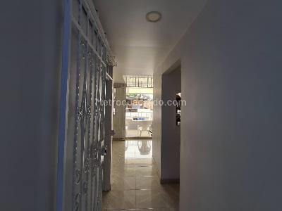Casa de 5 alcobas en venta en Samanes De Guadalupe, Cali, 264 m² · foto 18 de 20