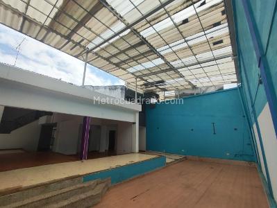 Casa de 4 alcobas en venta en Las Mercedes, Palmira, 407 m² · foto 13 de 20