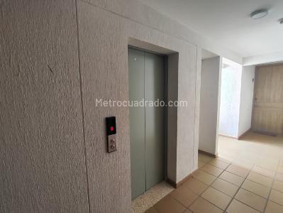 Apartamento de 3 alcobas en venta en Ciudad Melendez, Cali, 70 m² · foto 2 de 20
