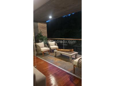 Apartamento en arriendo en El Poblado, Medellín · foto 2 de 13