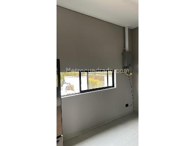 Casa de 4 alcobas en venta en Loma Del Escobero, Envigado, 471 m² · foto 16 de 19