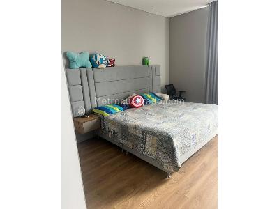Casa de 4 alcobas en venta en Loma Del Escobero, Envigado, 471 m² · foto 7 de 19
