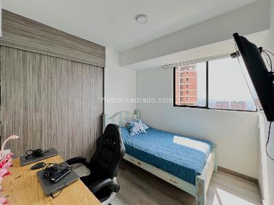 Apartamento de 3 alcobas en venta en Las Palmas, Medellín, 71 m² · foto 8 de 20