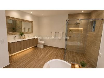Casa de 5 alcobas en venta en El Poblado, Medellín, 580 m² · foto 13 de 13